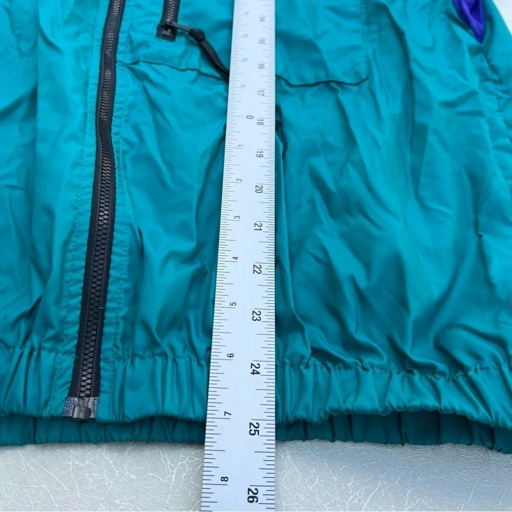 Vintage Columbia Full Zip Windbreaker
Radial Sleeve Jacket Men's Size S - Picture 6 of 9